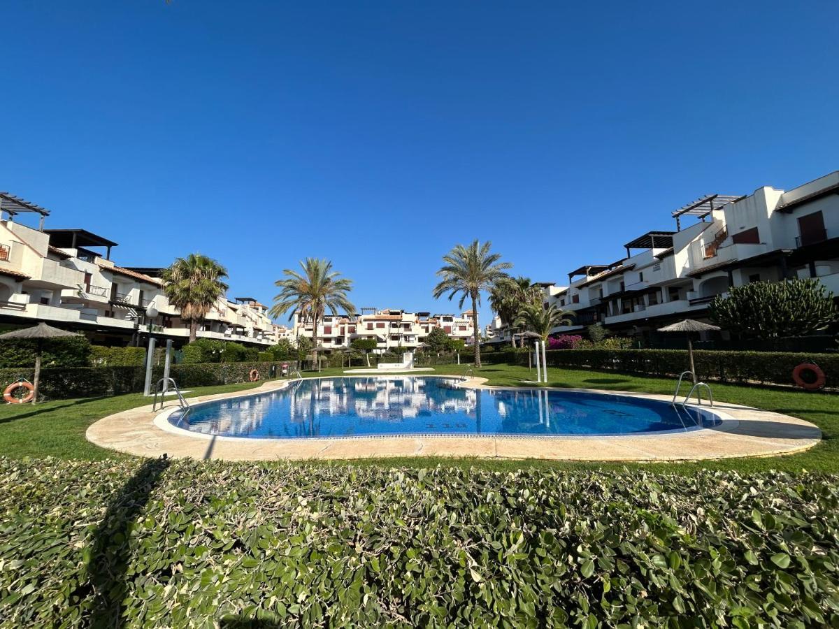 Atico Junto Al Mar,Acceso Directo A La Playa,Jardines De Nuevo Vera,Wifi Bagian luar foto